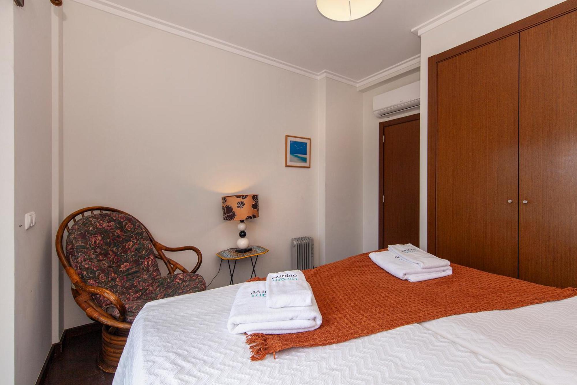 B04 - Luxury 2 Bed W Terrace Pool Apartment Лагос Екстериор снимка