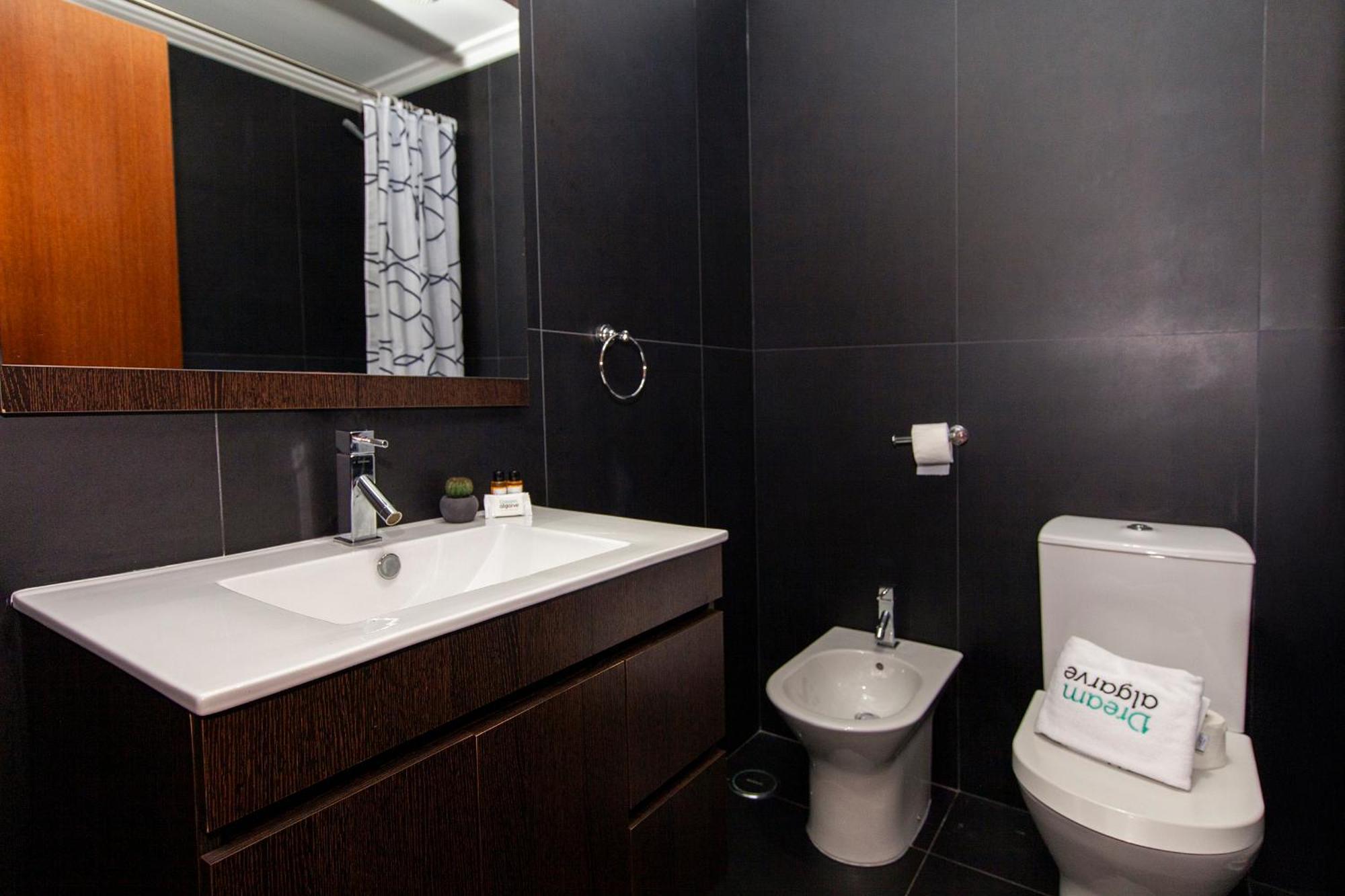B04 - Luxury 2 Bed W Terrace Pool Apartment Лагос Екстериор снимка