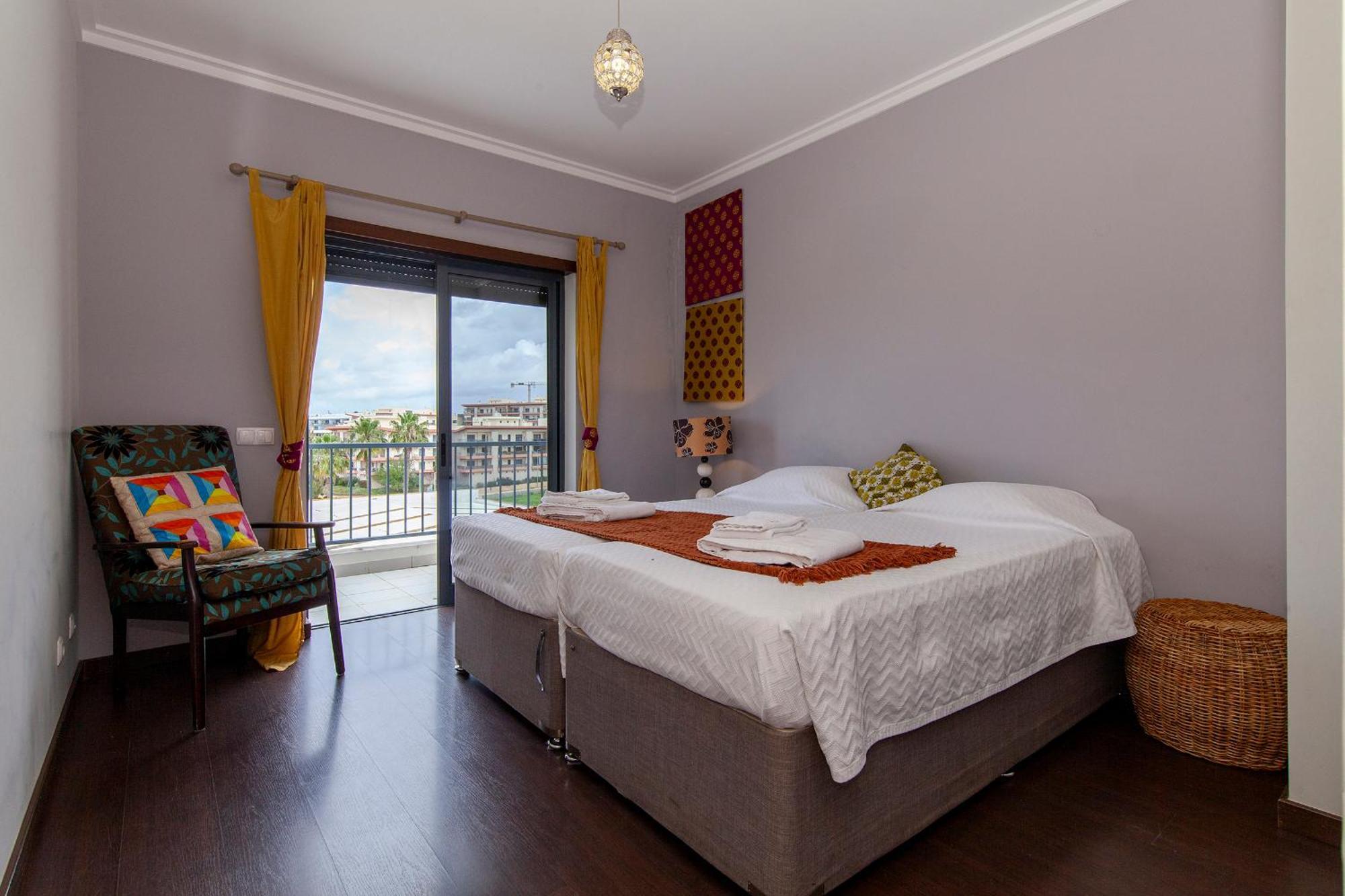 B04 - Luxury 2 Bed W Terrace Pool Apartment Лагос Екстериор снимка